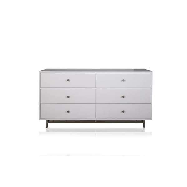 Max 4 Dresser